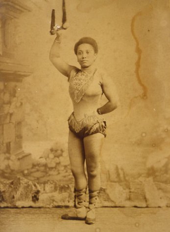 1880, Miss_Lala